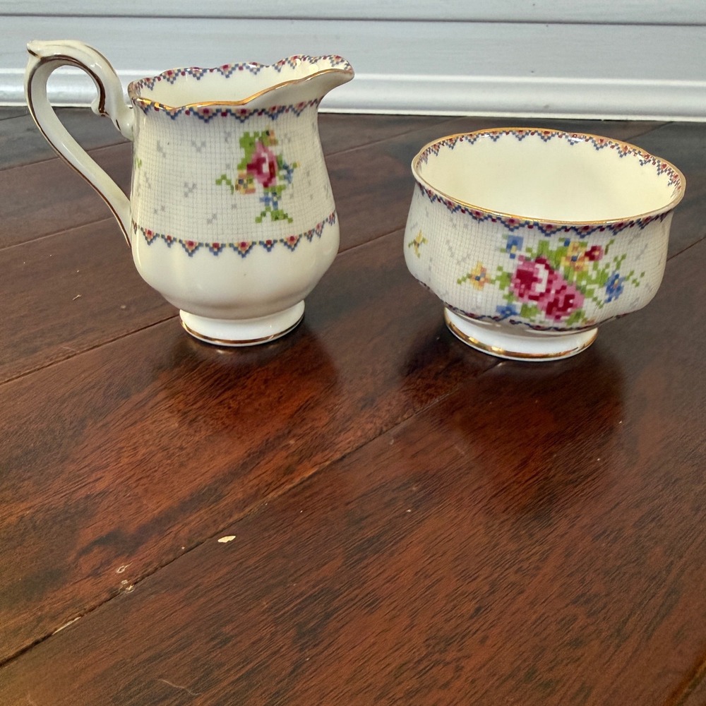 Royal Albert Petit Point Bone China Creamer Sugar Bowl Set England Vintage
